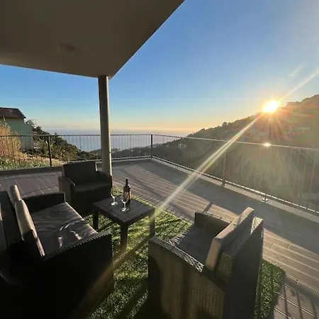 Hébergement de vacances Sunset Valley House *